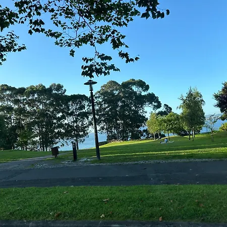 Mar Y Playa Con Jardín Apartamento A Coruña